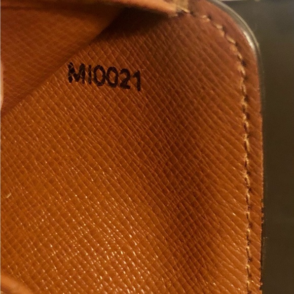 🎉💯 AUTHENTIC LOUIS VUITTON MONOGRAM COMPACT ZIP WALLET! 💯🎊 - Picture 14 of 16